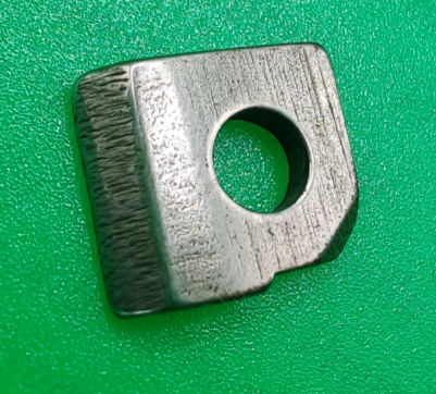 Прижимная пластина 2610-4-4 от магазина Promily в Пятигорске