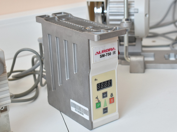 Сервомотор (сервопривод) Aurora SM-750 (750Вт) с внешним позиционером иглы от магазина Promily в Пятигорске