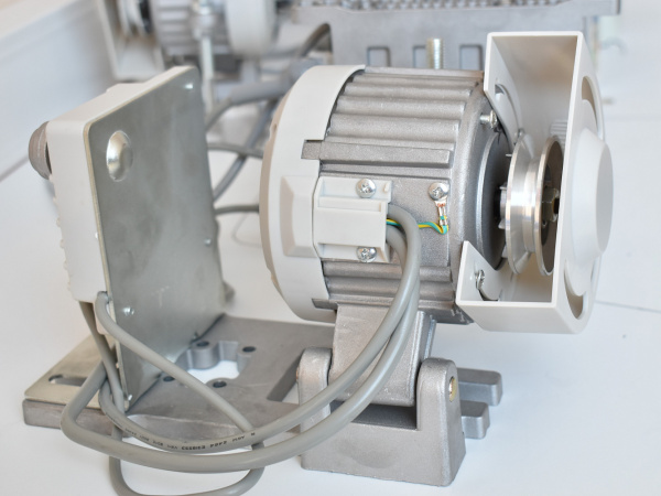 Сервомотор (сервопривод) Aurora SM-750 (750Вт) с внешним позиционером иглы от магазина Promily в Пятигорске